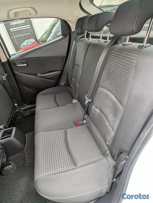carros - MAZDA DEMIO 2020 8