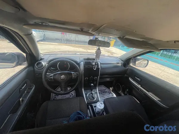 jeepetas y camionetas - Vendo suzuki vitara 2006 5