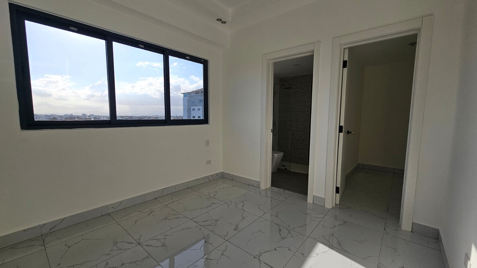 apartamentos - Apartamento Quinto Nivel Evaristo Morales (A.N), Distrito Nacional  5