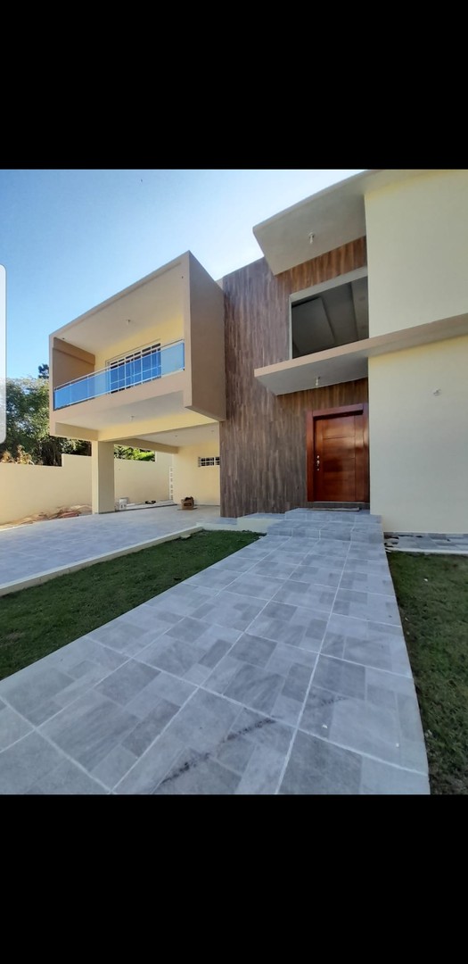 casas -  CASA CON PISCINA EN ARROYO HONDO  1