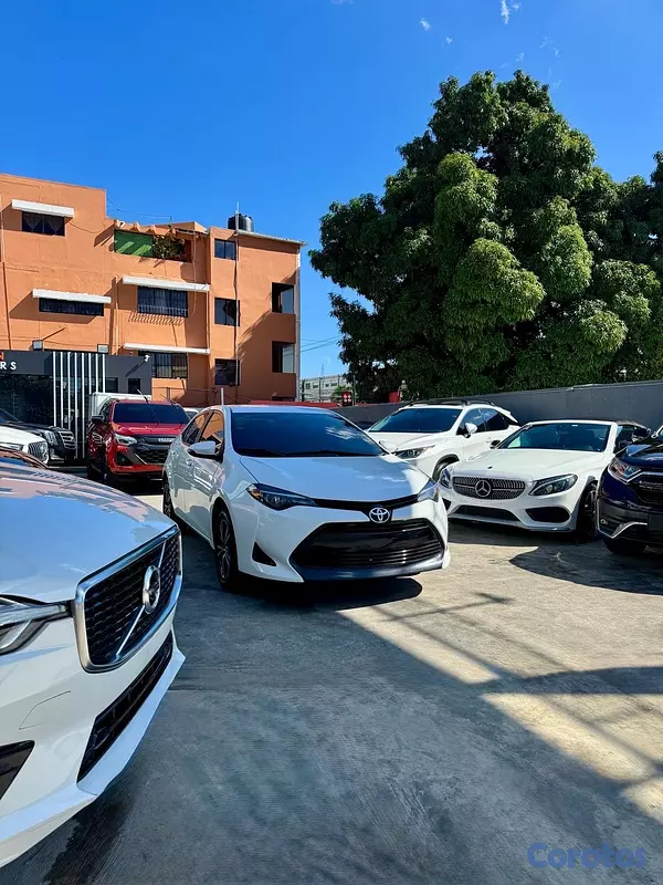 carros - Toyota Corolla LE Plus 2018 2