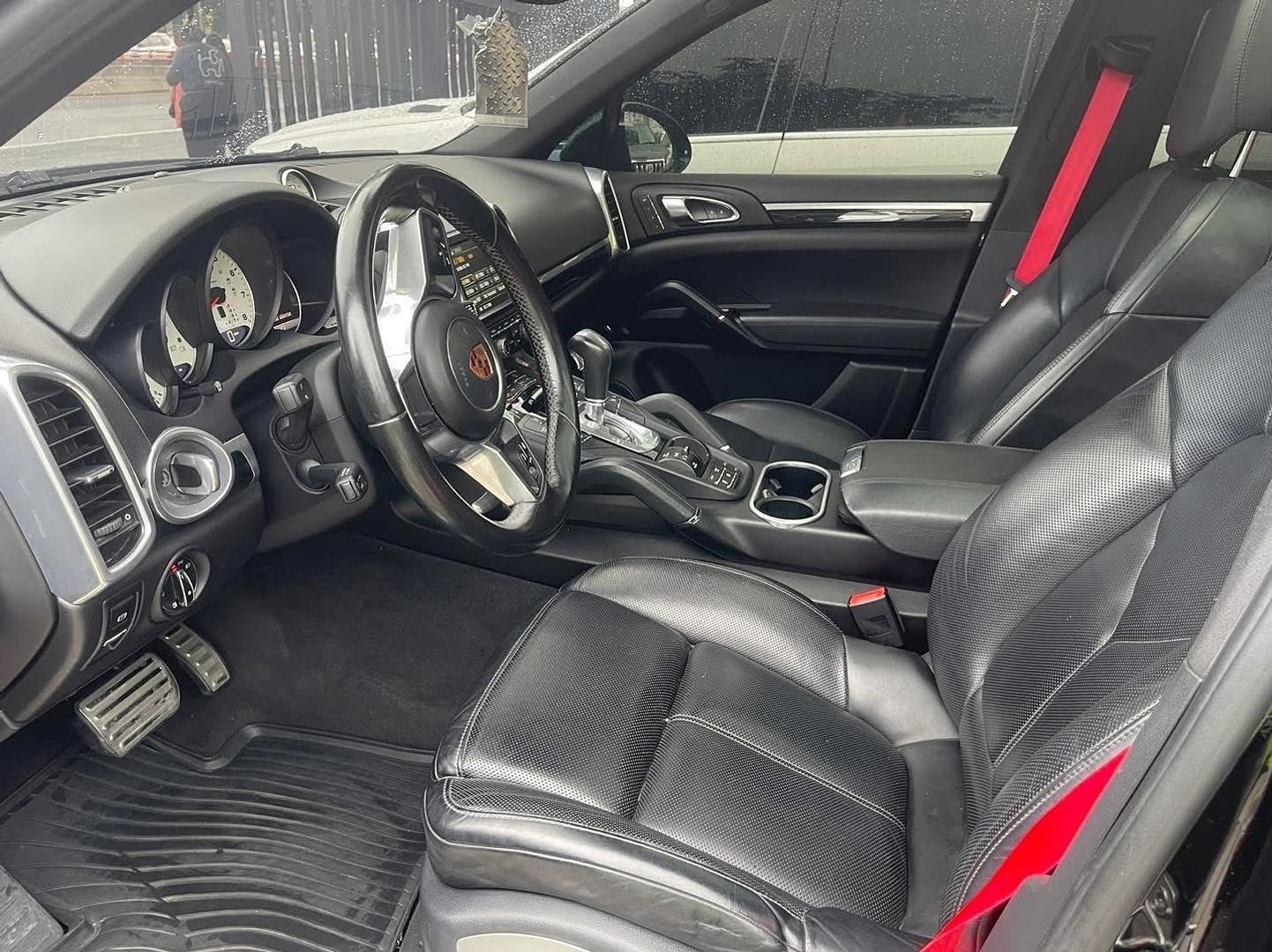 jeepetas y camionetas - PORSCHE CAYENNE S 2016 7