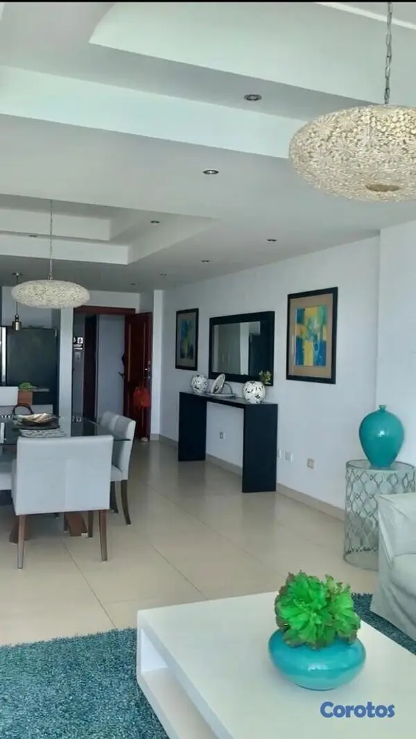 apartamentos - Hermoso y Amplio Apartamento con Vista al Mar, en Juandolio. 3