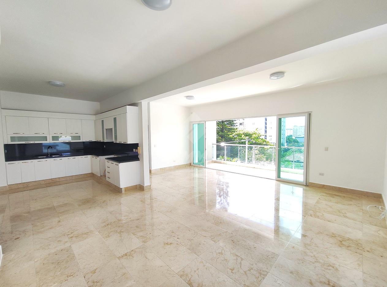 apartamentos - APARTAMENTO CON ASCENSOR Y GIMNASIO CERROS GURABO SANTIAGO 3