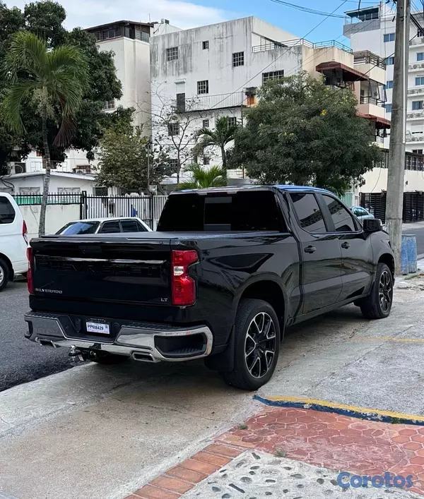 jeepetas y camionetas - Chevrolet Silverado LT Z71 Duramax  3