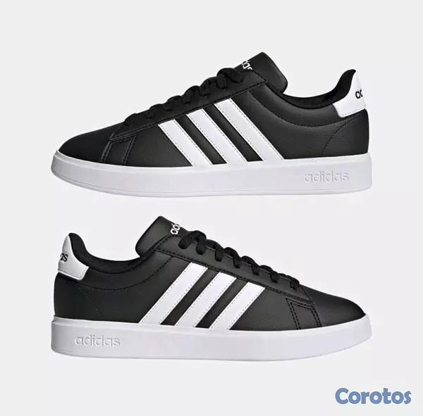 zapatos para hombre - Tennis adidas originales
Size 8.5 3