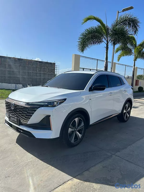 jeepetas y camionetas - vendo changan cs55 plus 2023  como nueva  3