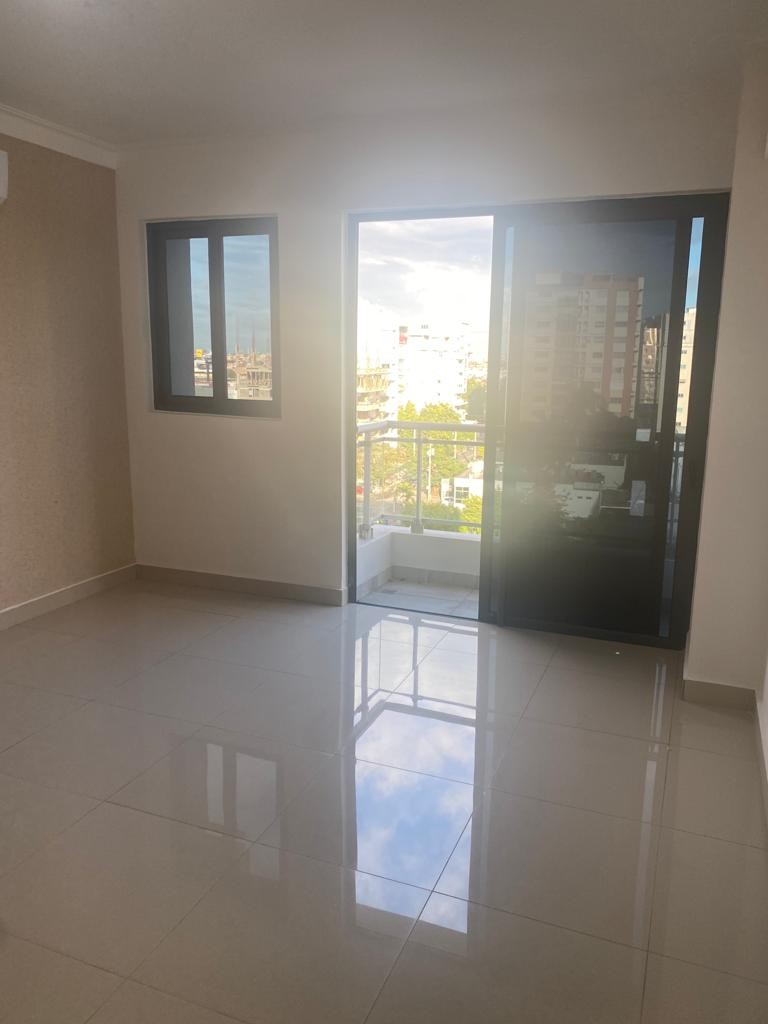 apartamentos - Se vende apartamento en Naco 6