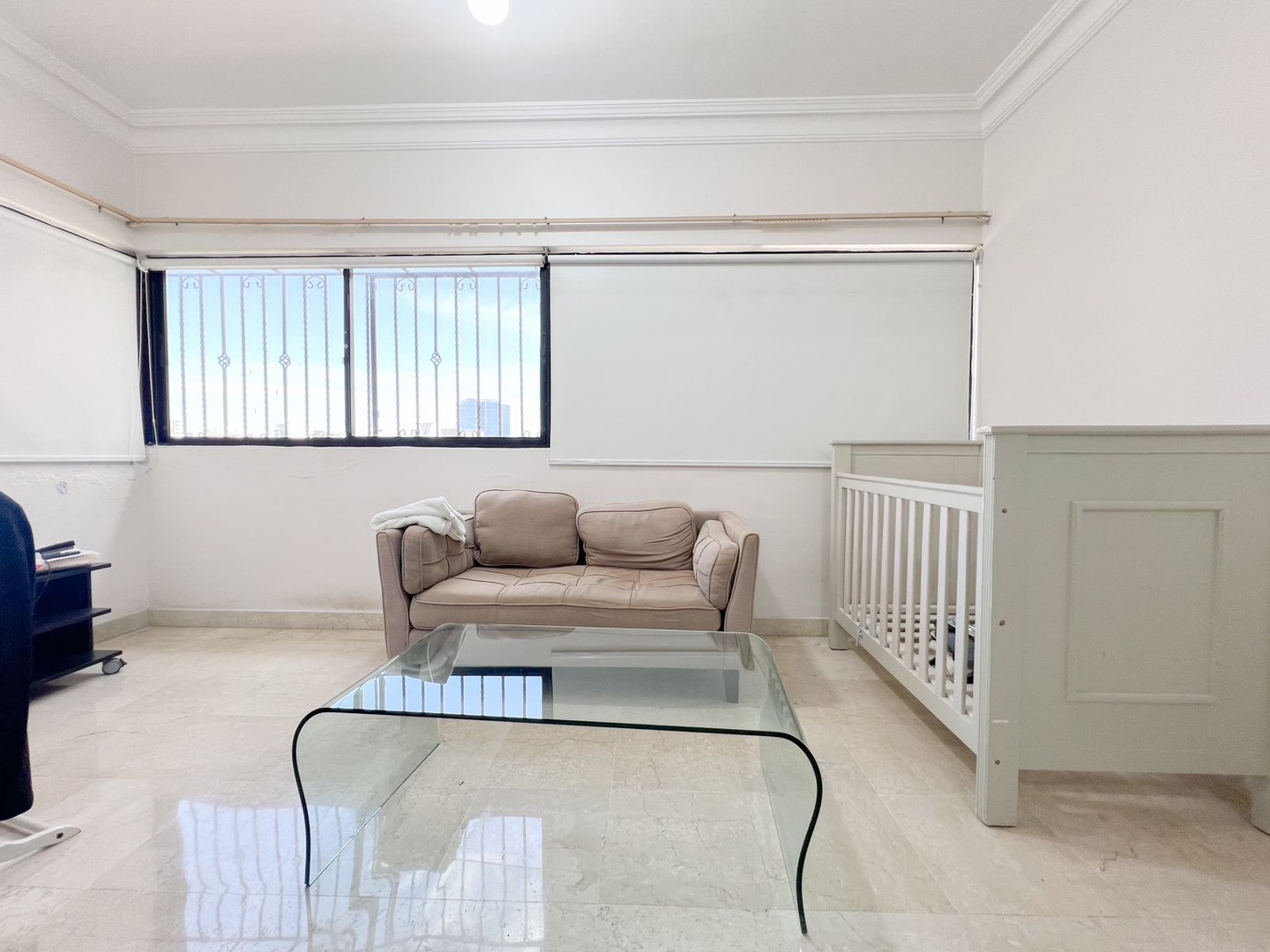 apartamentos - Serralles, Espacioso Apartamento Clásico Sin Mobiliarios En Torre Familiar!!! 7