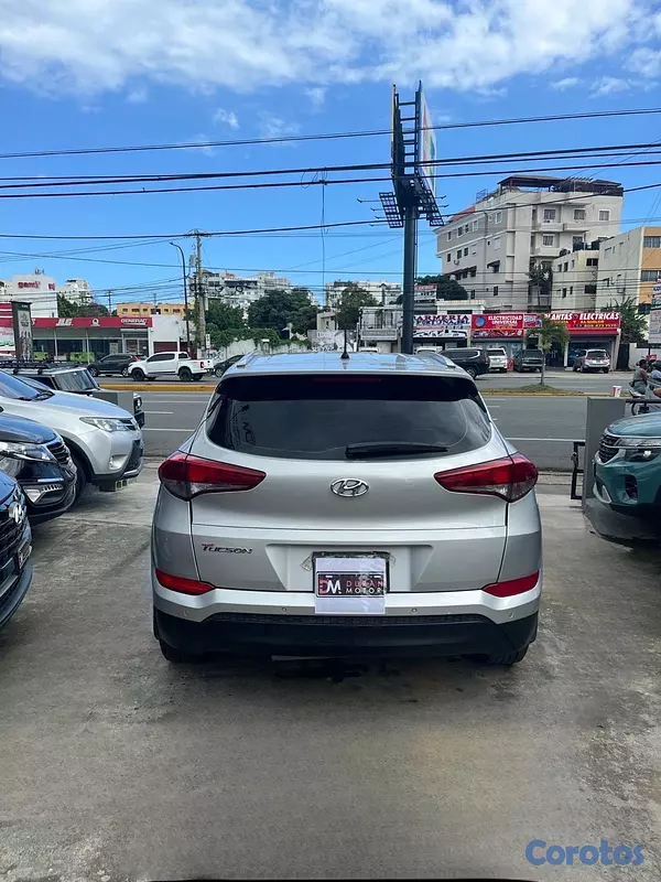 jeepetas y camionetas - Hyundai Tucson 2017
 8