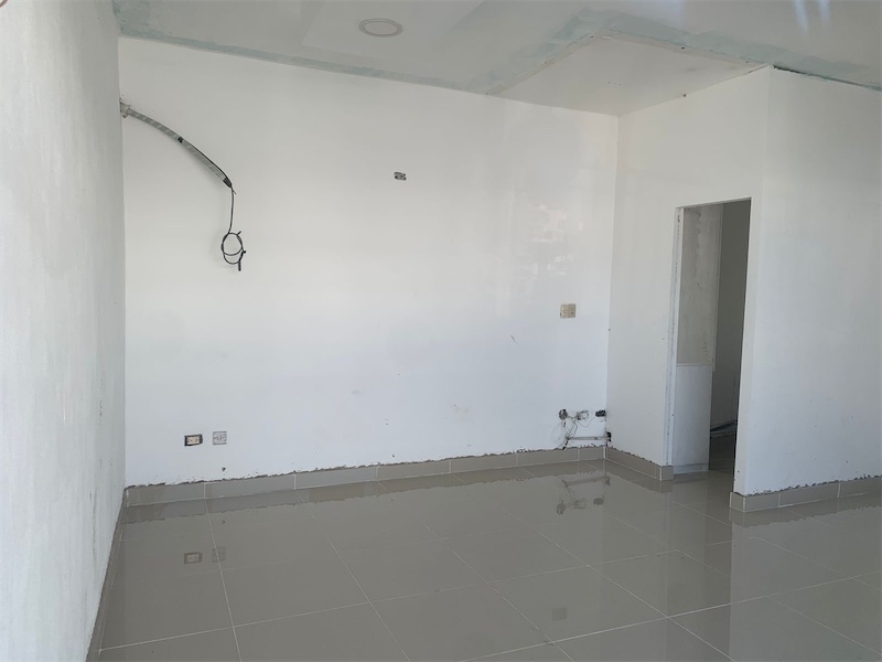oficinas y locales comerciales - Local en Julieta Morales  1