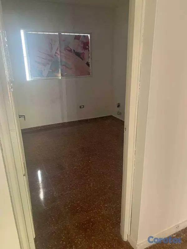 oficinas y locales comerciales - Alquiler Local Ubicado en la Rómulo Betancourt, Be 6