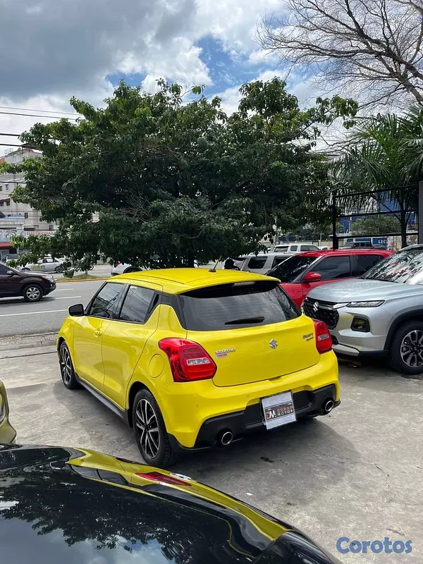 carros - Suzuki Swift Sport 2022
 6