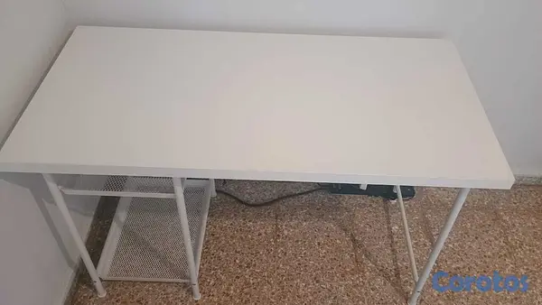 muebles y colchones - Escritorio Personal Como Nuevo 2