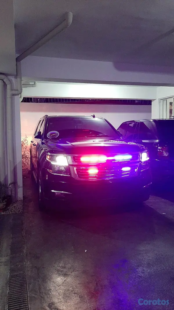 jeepetas y camionetas - Chevrolet Tahoe LTZ 4