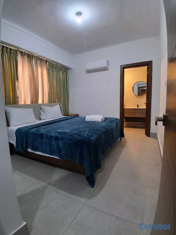 apartamentos - Apartamento Amueblado en piantini    US$ 3000  10