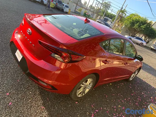 carros - Hiunday elantra SEL 4