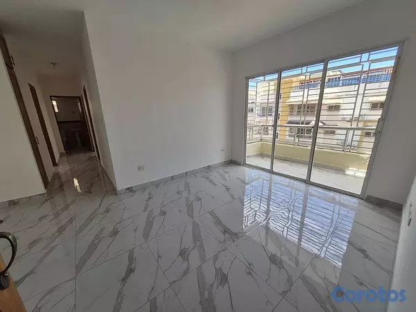 casas - Venta de casa con piscina en San Isidro 8