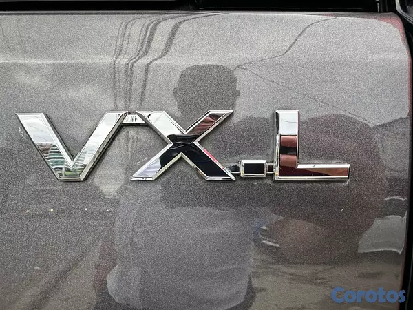 jeepetas y camionetas - Toyota Land Cruiser Prado VX-L año 2019 9
