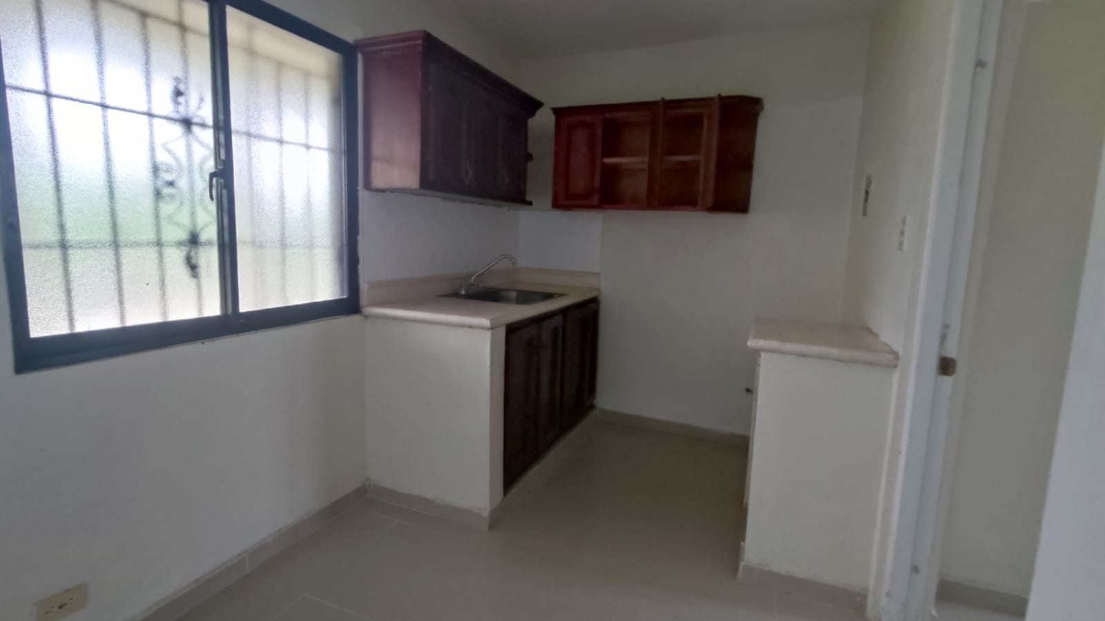 casas - Casa con 4 niveles, Charles de Gaulle (J.E)  1