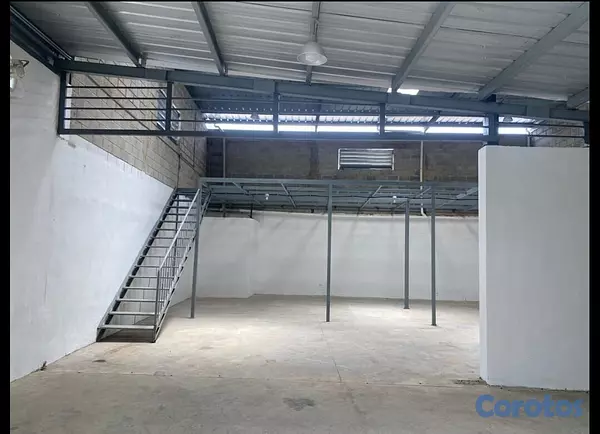 otros inmuebles - 🔵Alquilo Nave  377 mts en los Alcarrizos
 9