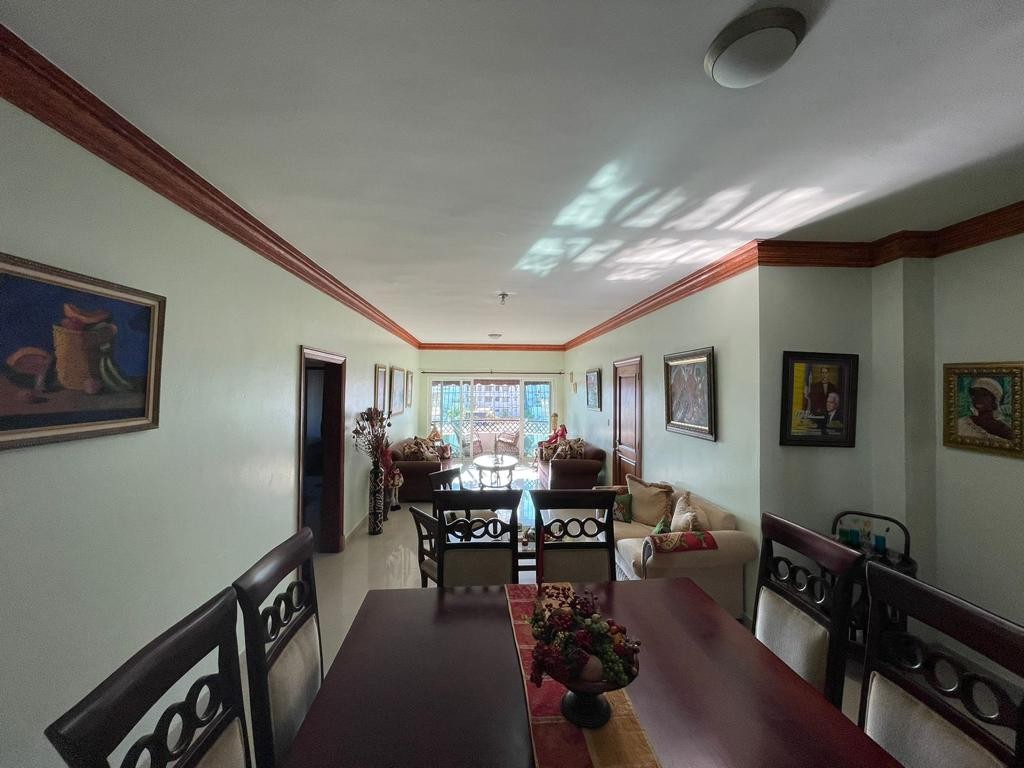 apartamentos - Sin Intermediarios En venta Aproximadamente 200 mts2 + cuarto del servicio. 5