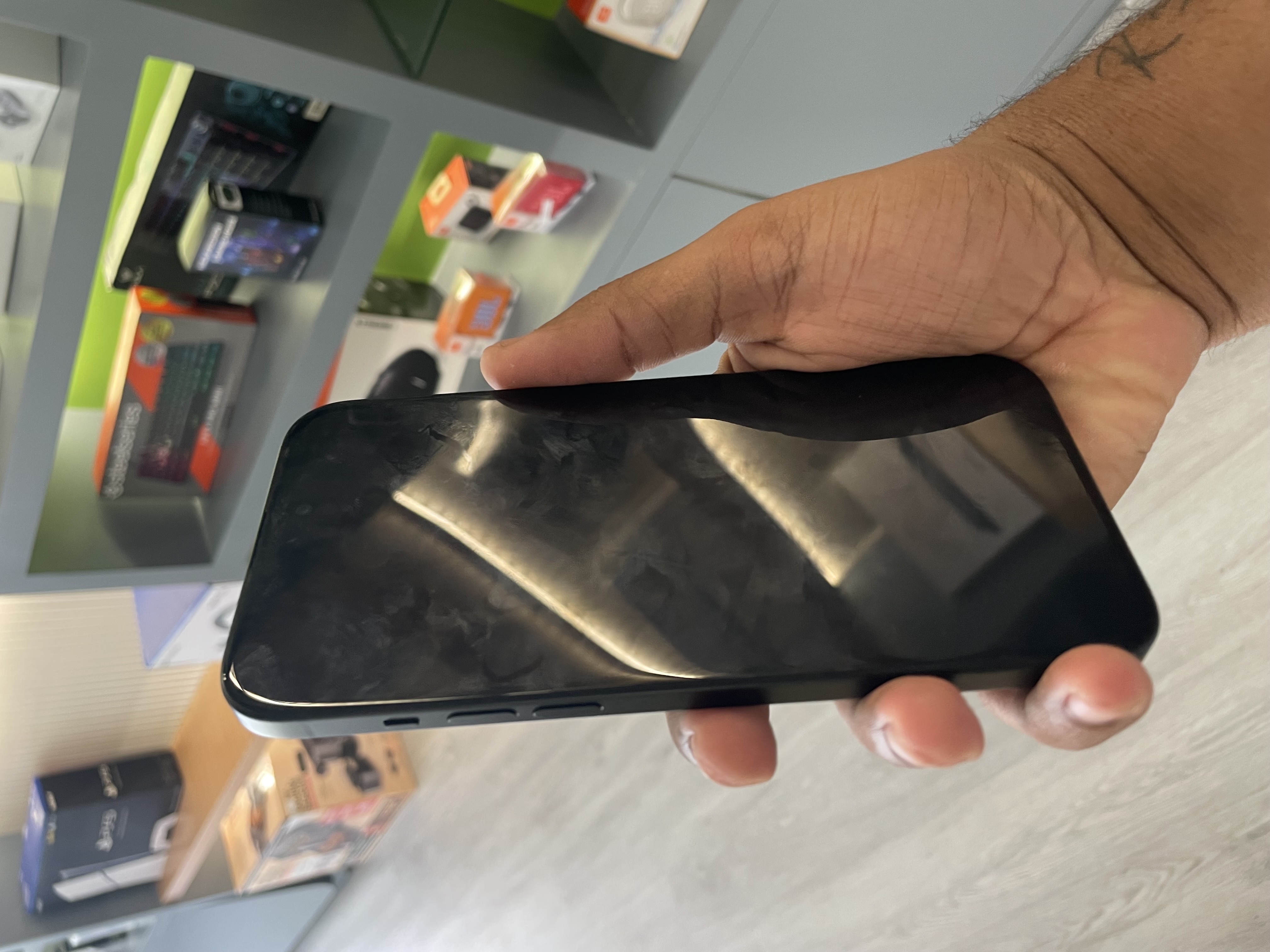 celulares y tabletas - IPHONE 15 PLUS 128GB 8