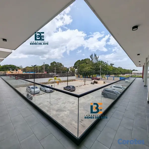 oficinas y locales comerciales - Se Renta Local Comercial en Plaza Florida, proximo 3