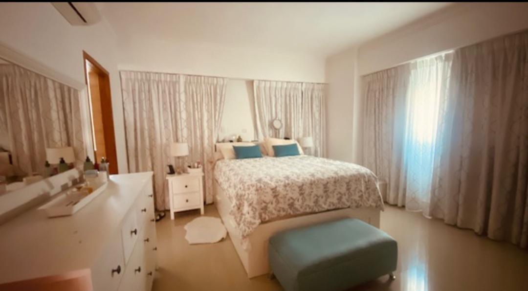 apartamentos - Apto en piso alto en Ens. Paraiso 2