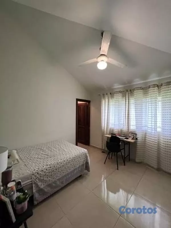 casas - Casa de dos niveles en Cuesta Hermosa III 11