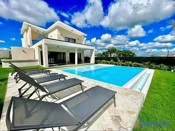 casas vacacionales y villas - En Venta Villa en la Estancia Golf la Romana 2