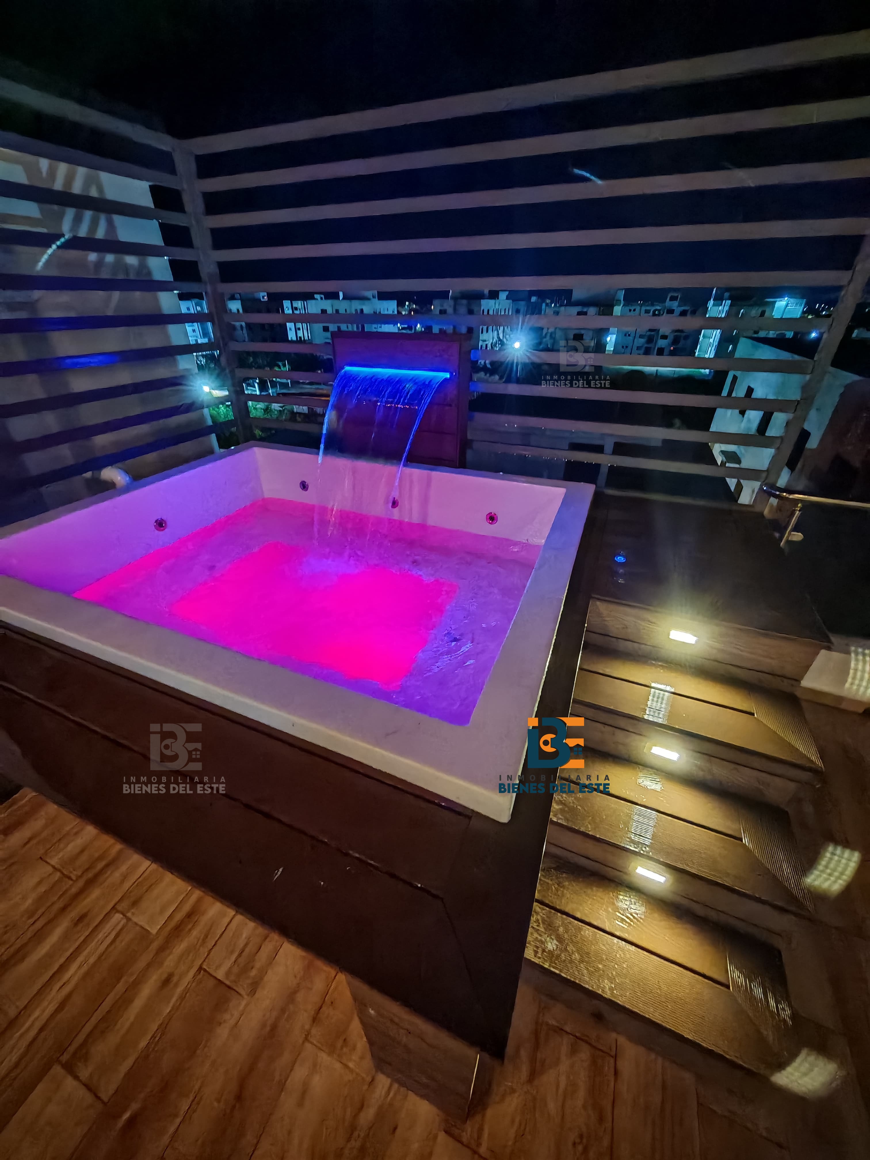 apartamentos - Se Renta Nuevo apart. con jacuzzi y dos parqueos  0