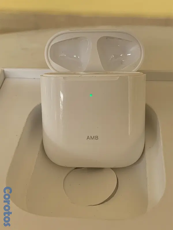 camaras y audio - Cargador de AirPods case cajita estuche de carga wireless inalámbrico original 4