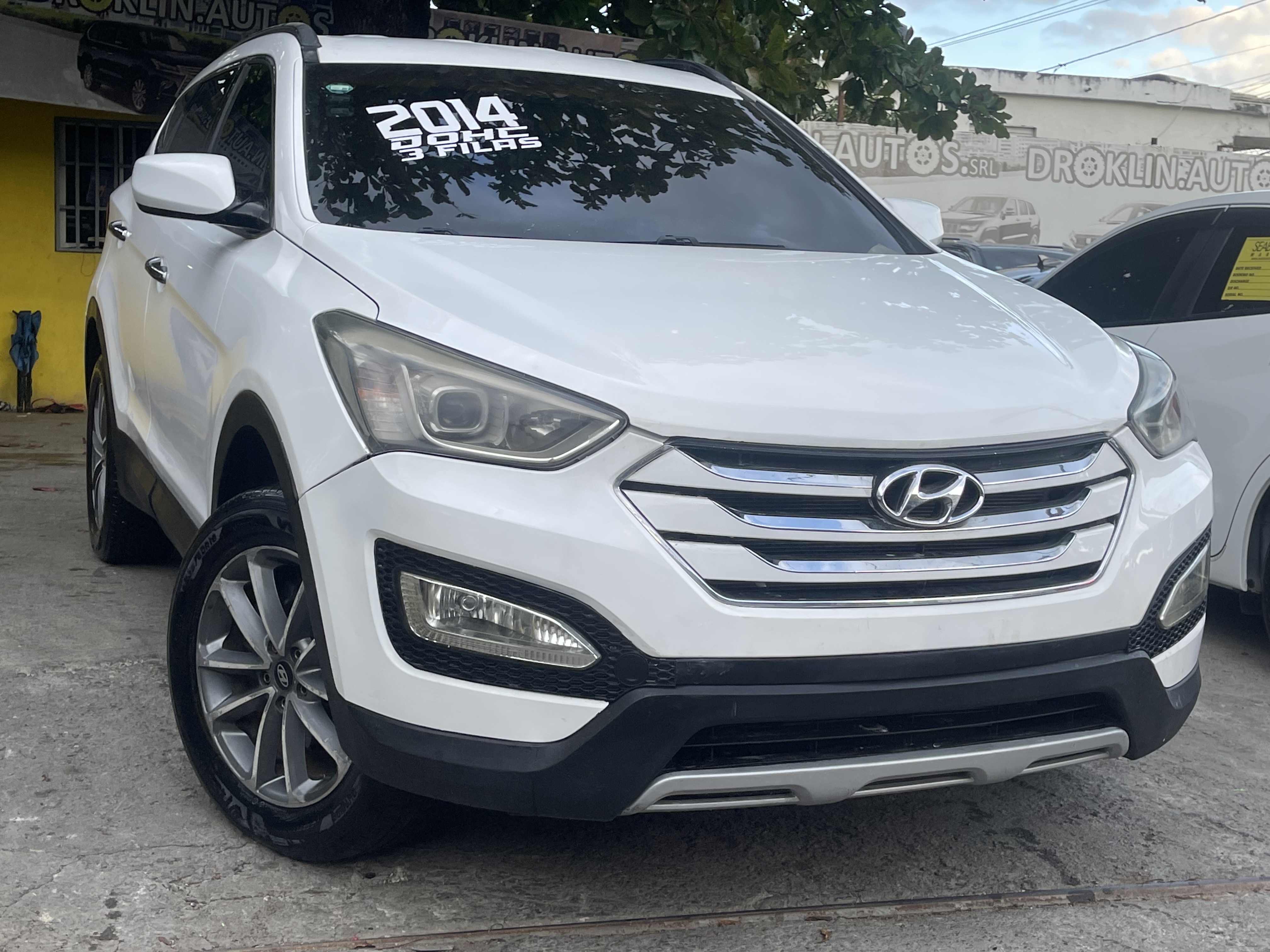 jeepetas y camionetas - Hyundai Santa Fe 2014motor doch 3 filas  8