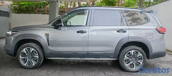 jeepetas y camionetas - Maxus D90 4