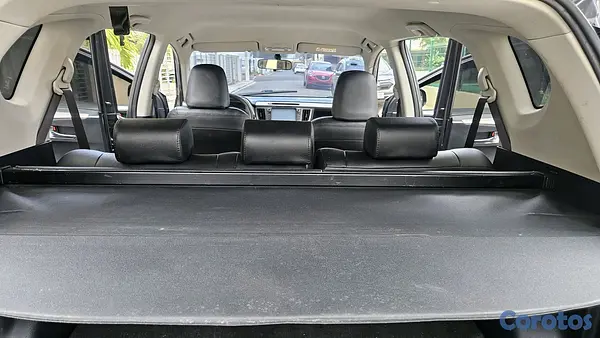 jeepetas y camionetas - Toyota rav4 2015 5