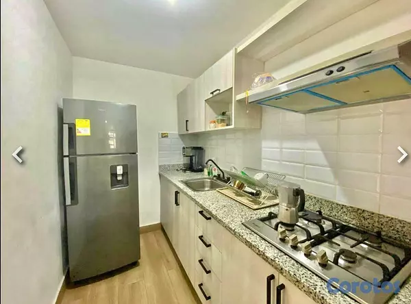 oficinas y locales comerciales - Local Comercial en Alquiler -ROSMIL 4
