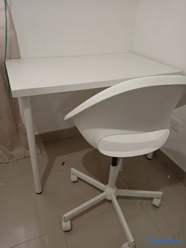 muebles y colchones - Vendo escritorio ( mesa y silla)  2