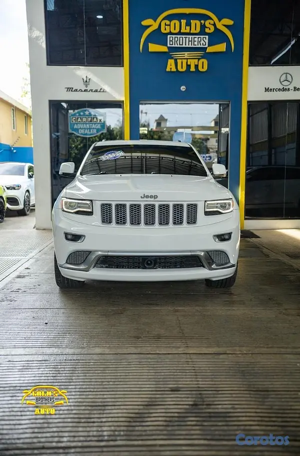 jeepetas y camionetas - Jeep Grand Cherokee Summit 4x4 2016 Clean Carfax 2
