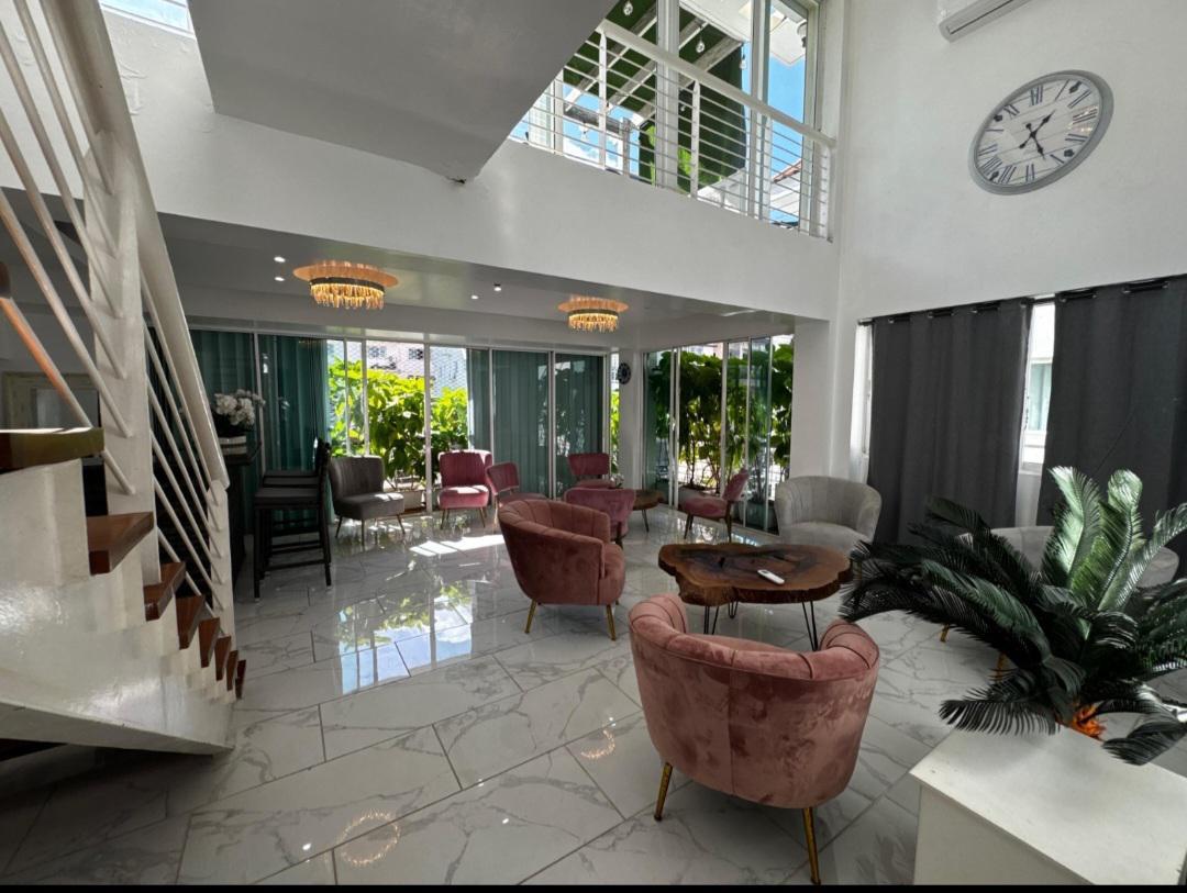 apartamentos - Apto en piso alto en Ens. Paraiso 3