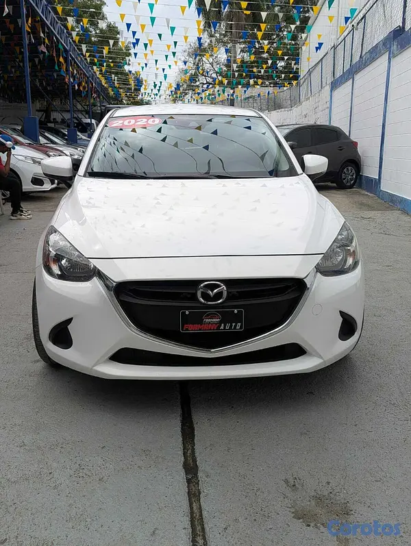 carros - MAZDA DEMIO 2020 10