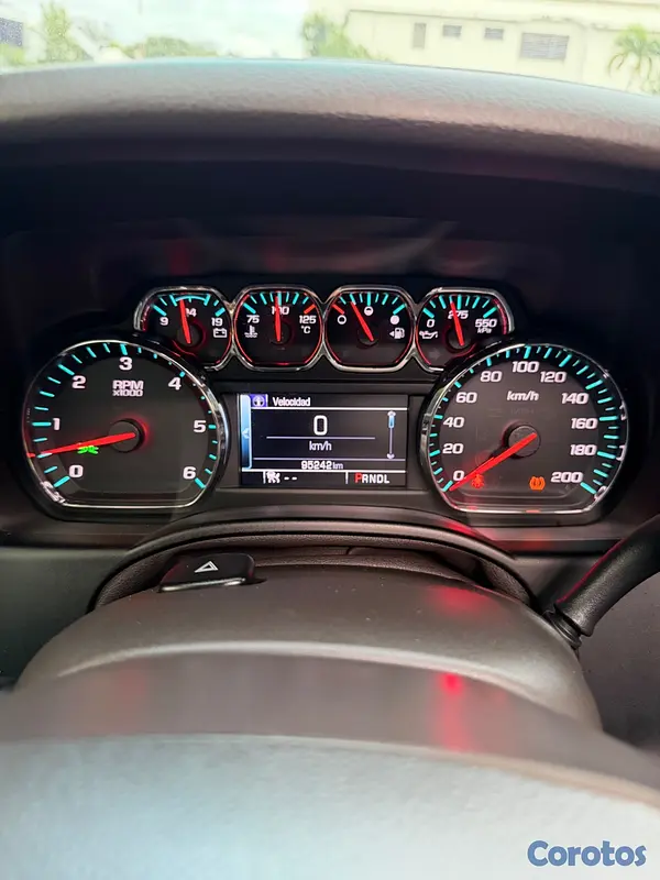 jeepetas y camionetas - Chevrolet Tahoe Premier 2017 Santo Domingo Motors 9