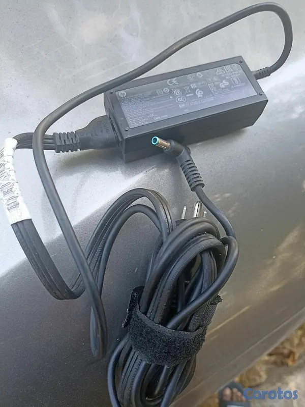 computadoras y laptops - Cargador hp 45W 19.5v punta azul  2