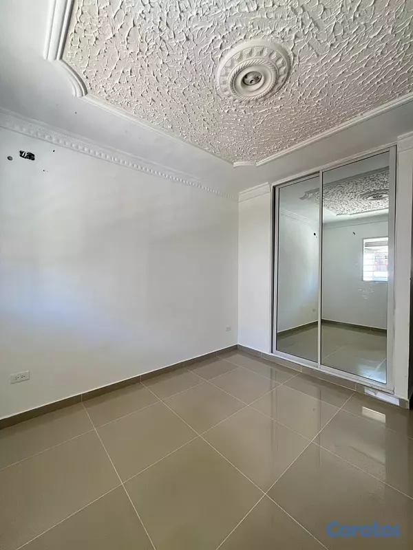 apartamentos - Apartamento en Venta – 3er Nivel en Residencial LP 9