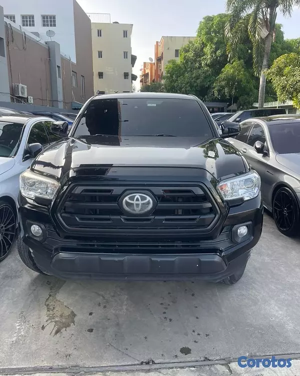 jeepetas y camionetas - TOYOTA TACOMA SR5 2019 2