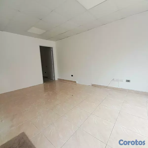 oficinas y locales comerciales - Alquiler local en bella vista  5