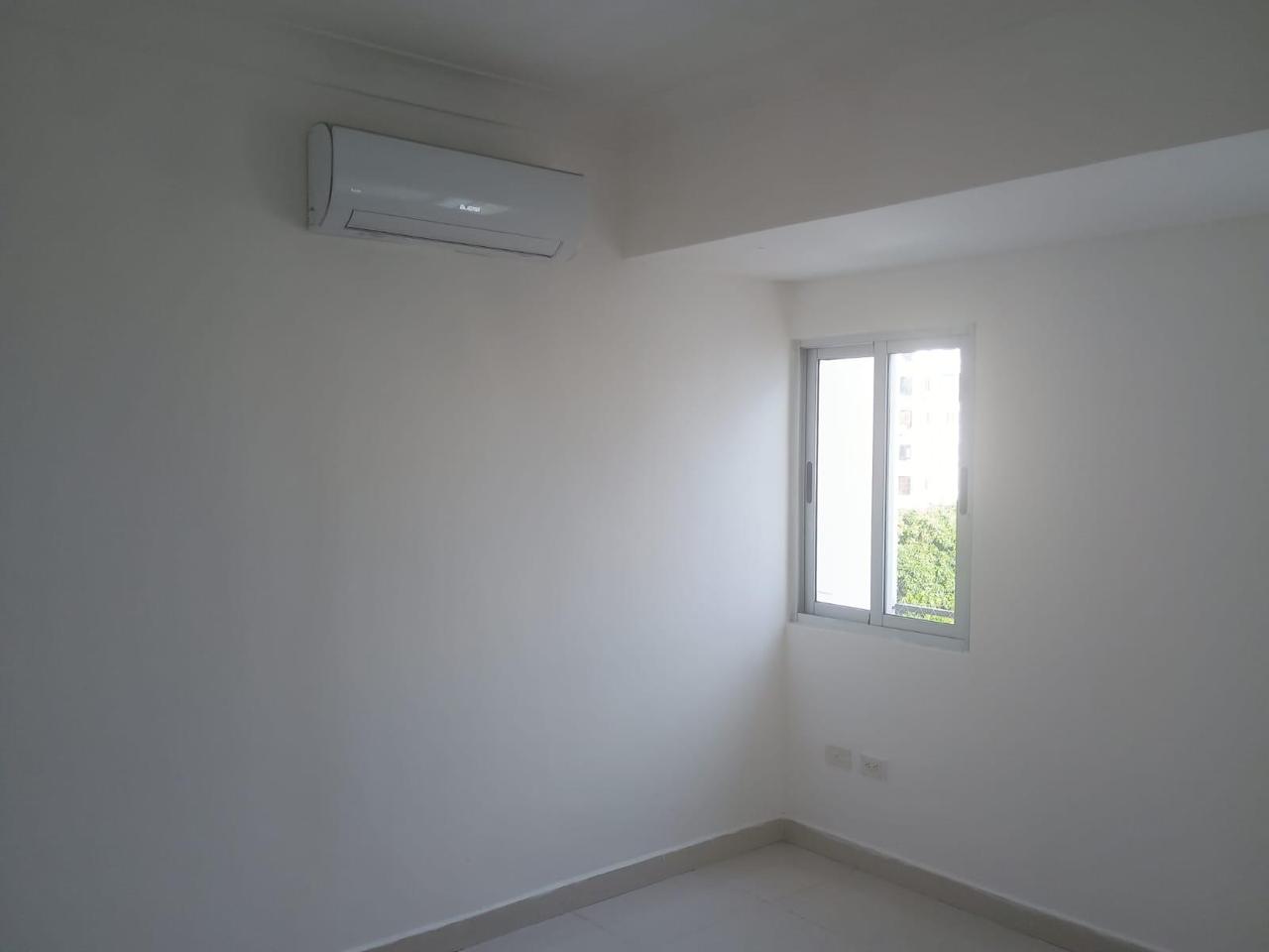 apartamentos - Apto 3 Habs.  en  LA TORRE MONARCA,  EL VERGEL, 6to PISO, 160 Mts.2, REBAJADA 1