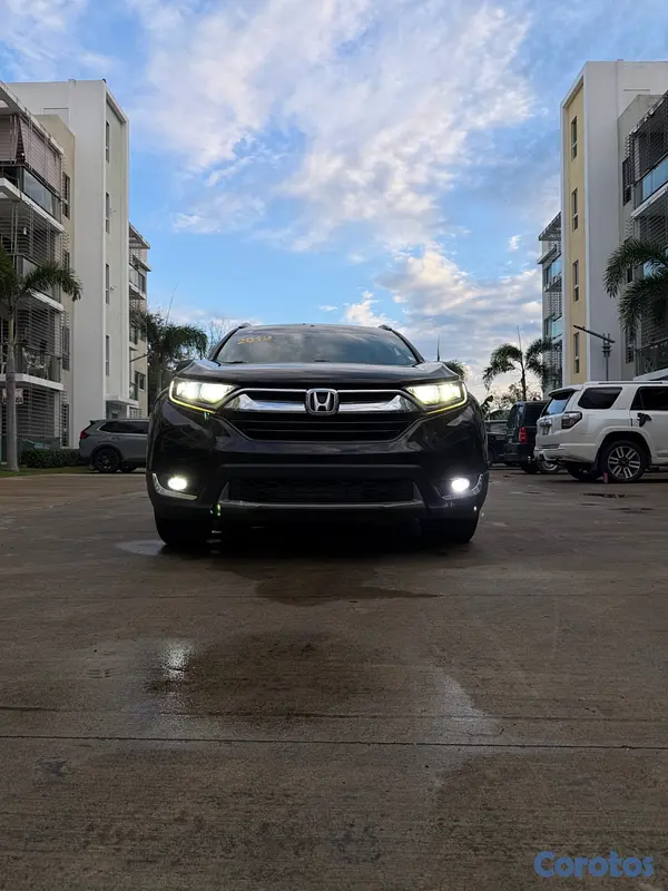 jeepetas y camionetas - Honda CR-V LX 4x2 automática 2019 8