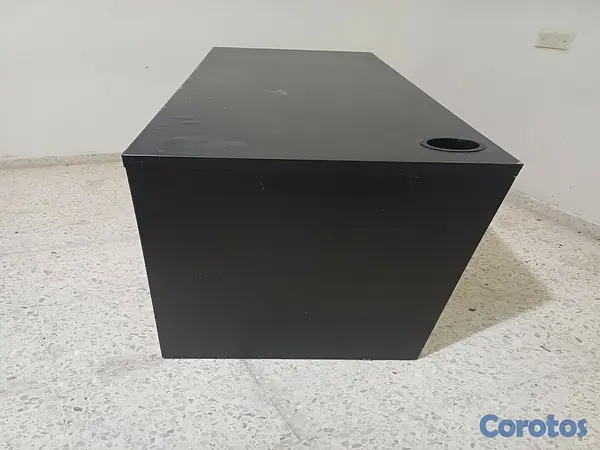muebles y colchones - Escritorio Micke Ikea Usado 7