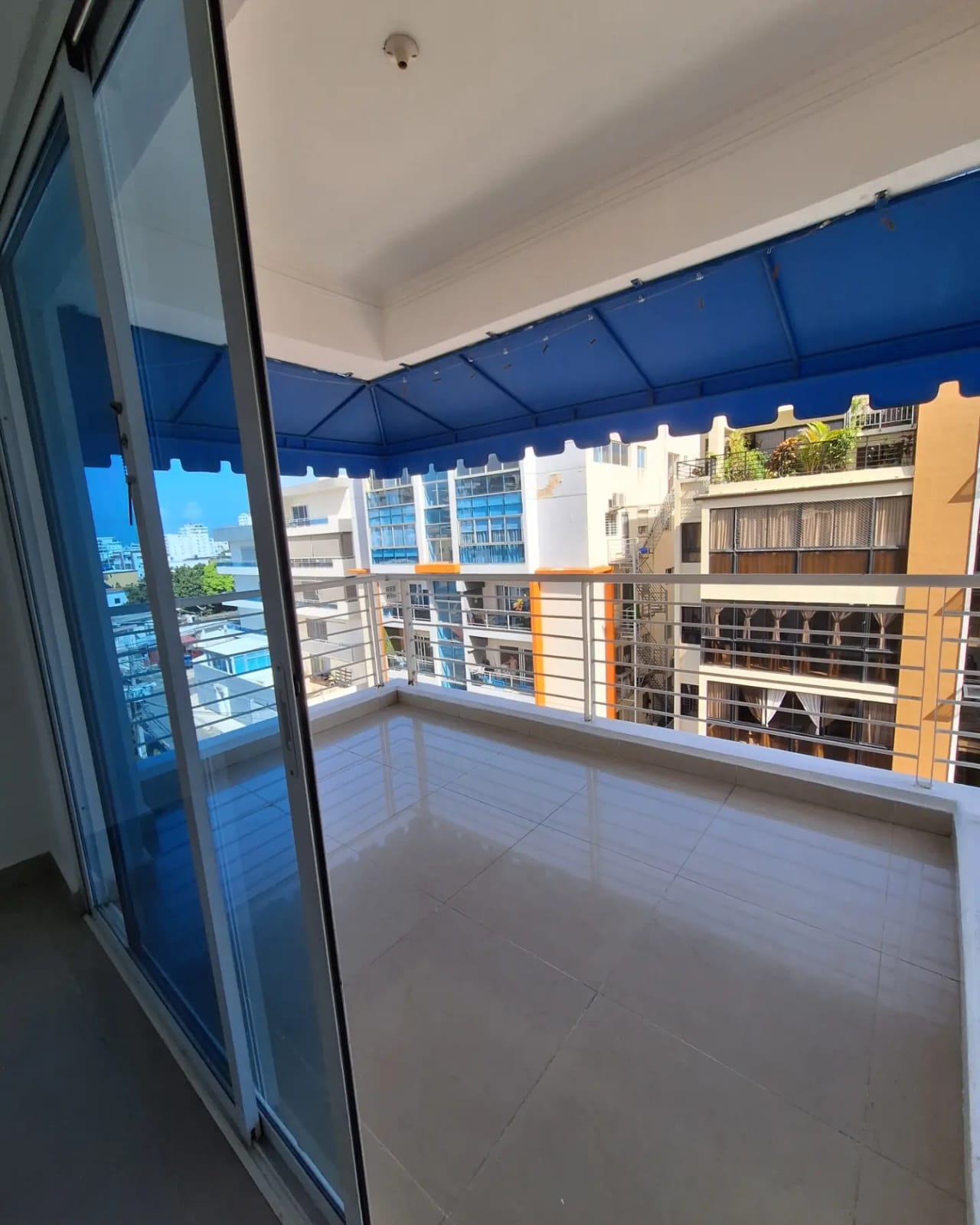 apartamentos - Rento delicado apt , en 27 de febrero y caonabo 8